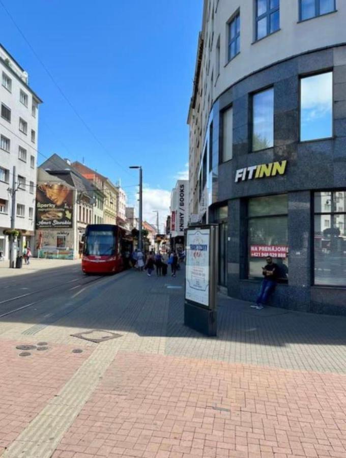 Plaza De Luxe Daire Bratislava Dış mekan fotoğraf