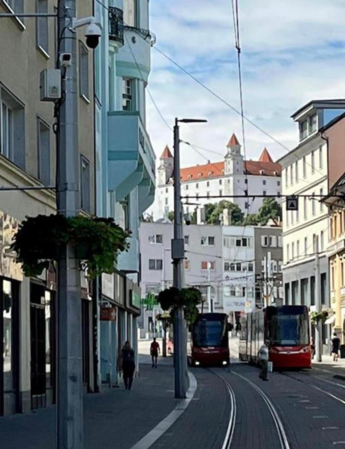 Plaza De Luxe Daire Bratislava Dış mekan fotoğraf